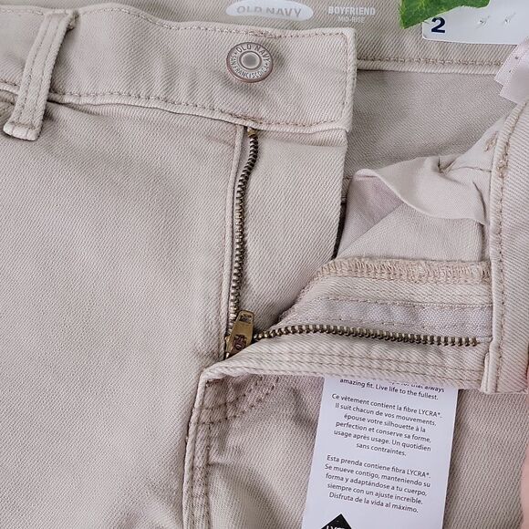 Old Navy. Boyfriend Shorts. Mid-Rise. Size 2. NWT - Picture 9 of 9